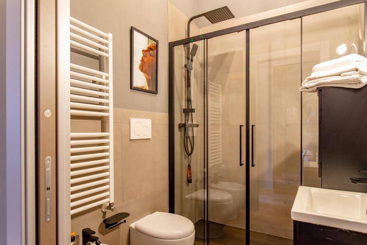 Oggi Ti Porto A Torino By Happyhostorino Apartment ภายนอก รูปภาพ